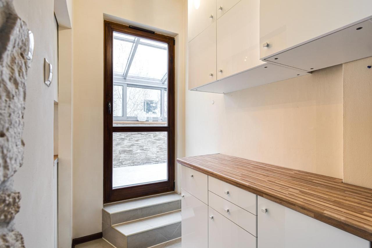 Apartament Wiktoria Wilanow Lägenhet Warszawa Exteriör bild